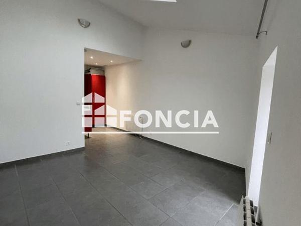 Location Appartement 3 pièces 51.58 m² - 2 ROUTE DE MONTPELLIER Milhaud 30540