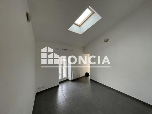 Location Appartement 3 pièces 51.58 m² - 2 ROUTE DE MONTPELLIER Milhaud 30540