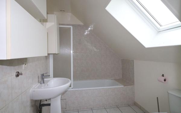 Appartement à louer    3 pièces • 44,03 m2 Viry-Châtillon