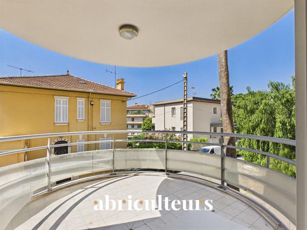 Appartement 3 pièces avec terrasse-jardin au Cannet Emplacement idéal aux portes de Cannes
