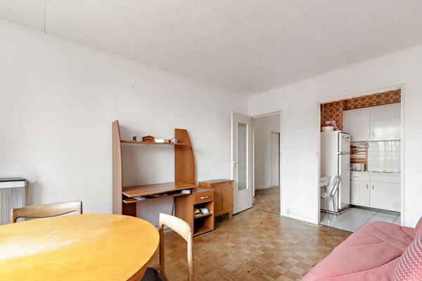 Appartement hyper-centre Maisons-Laffitte 4p 2ch + balcon