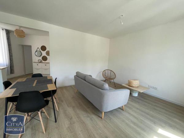 Appartement à louer 2 pièces 51.11m²