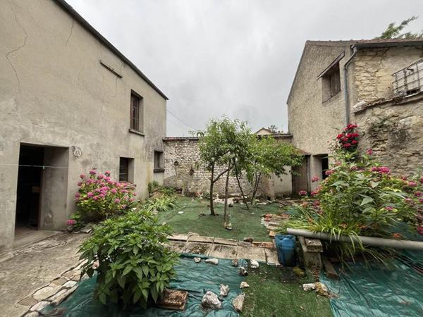 Maison à vendre |  Mantes-la-Ville |  10 pièces | 400 m²