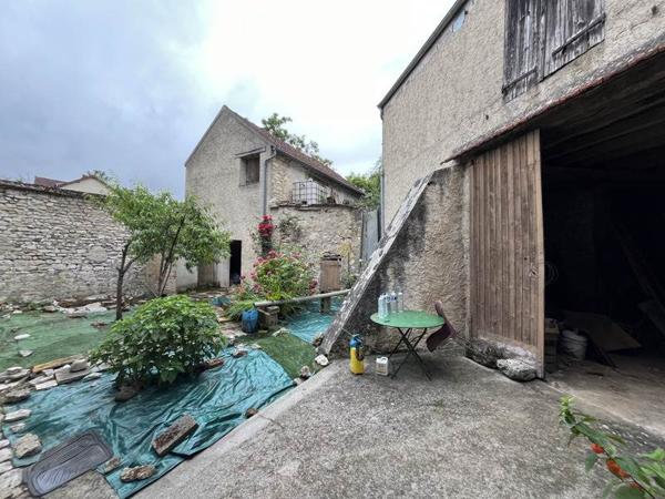 Maison à vendre |  Mantes-la-Ville |  10 pièces | 400 m²