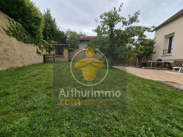 Vente                                                      Maison
                        
                     5 pièces                      108 m2                     à Ormesson-sur-Marne