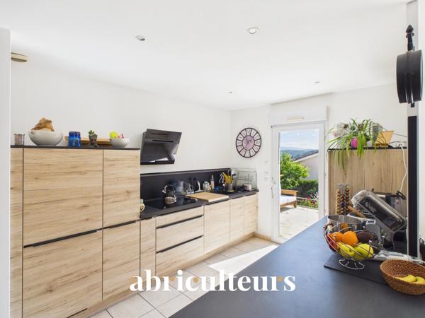 Maison 110 m² 5 pièces Grigny-sur-Rhône