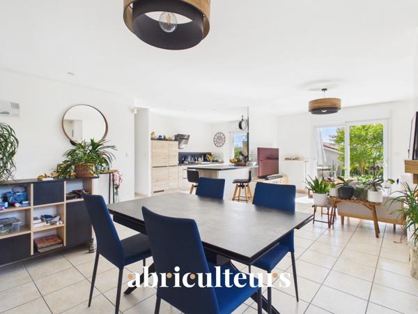 Maison 110 m² 5 pièces Grigny-sur-Rhône