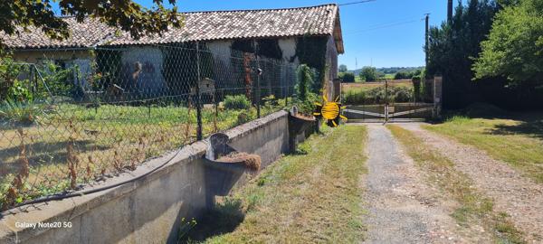 Maison avec garage attenant, véranda et grange – 175 m² – 6 pièces