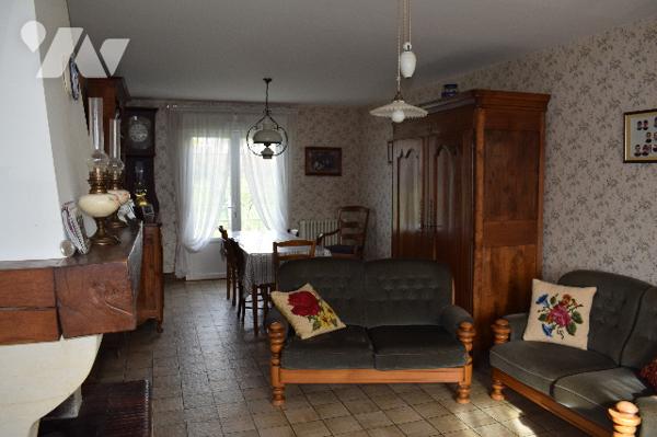 Maison située à RUFFEC