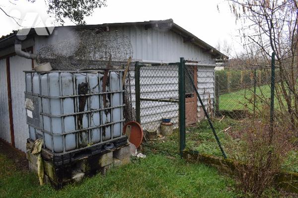 Maison située à RUFFEC