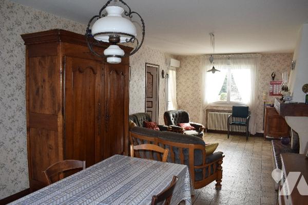 Maison située à RUFFEC