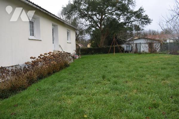 Maison située à RUFFEC