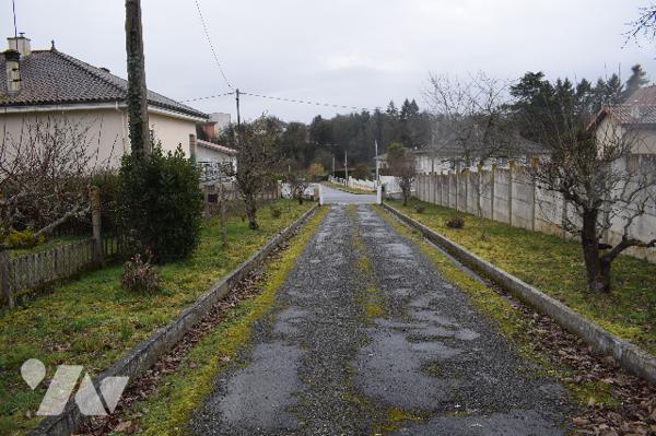 Maison située à RUFFEC