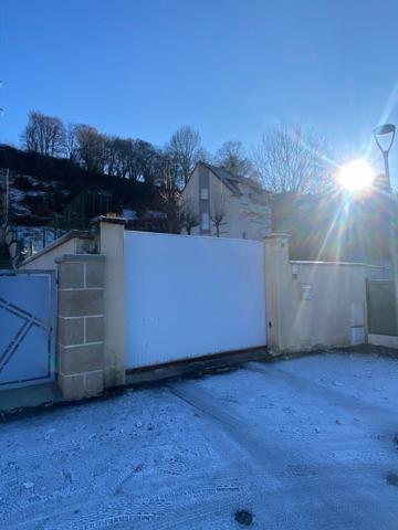 MAISON FAMILIALE imaginée par D. Rougé, Architecte