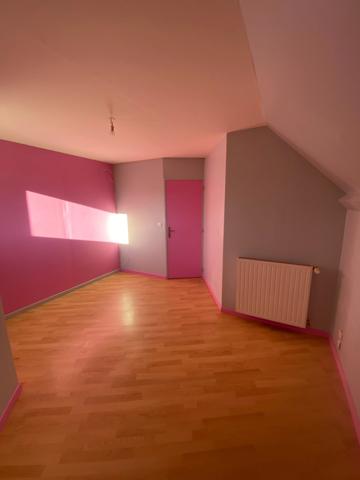 MAISON FAMILIALE imaginée par D. Rougé, Architecte