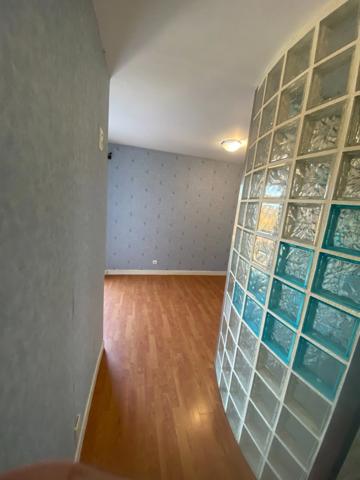 MAISON FAMILIALE imaginée par D. Rougé, Architecte