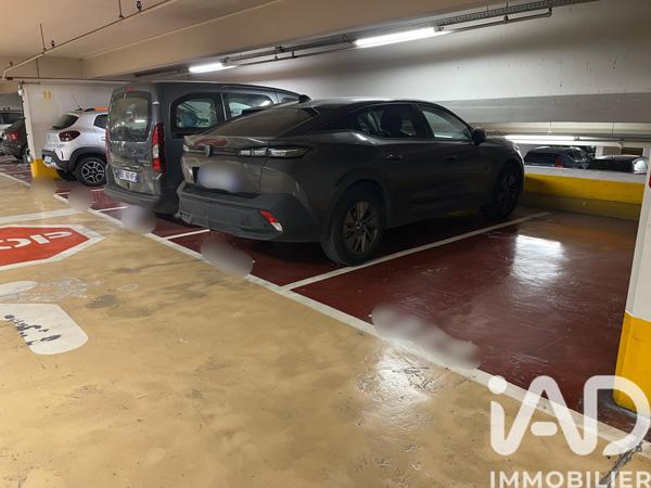 Parking à vendre 12 m² Paris 13