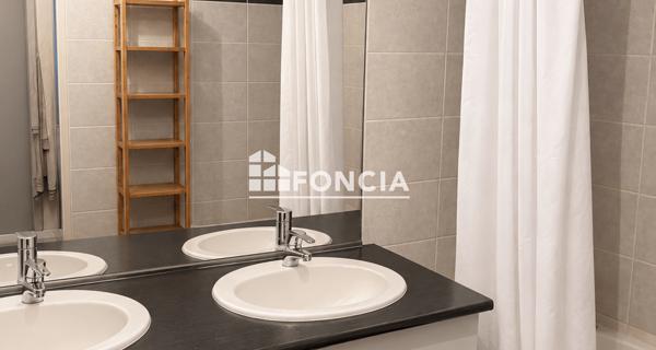 Location Appartement 3 pièces 66.49 m² - Arles 13200