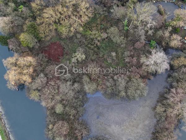 Terrain de loisirs de 4 584 m²