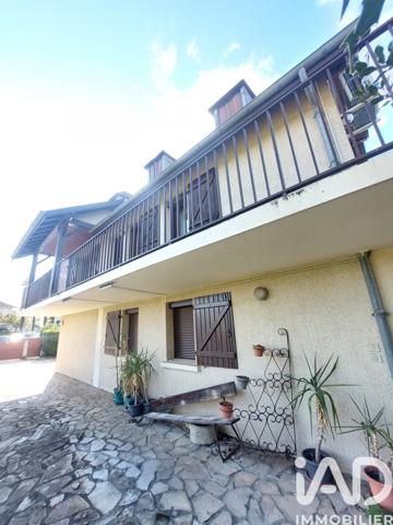 Maison à vendre 5 pièces 114 m² Séméac