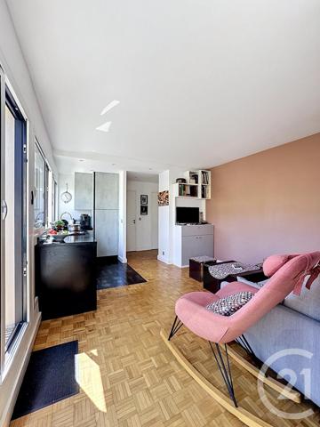 Appartement F2 à vendre  2 pièces - 37 m 2   PARIS  - 75018