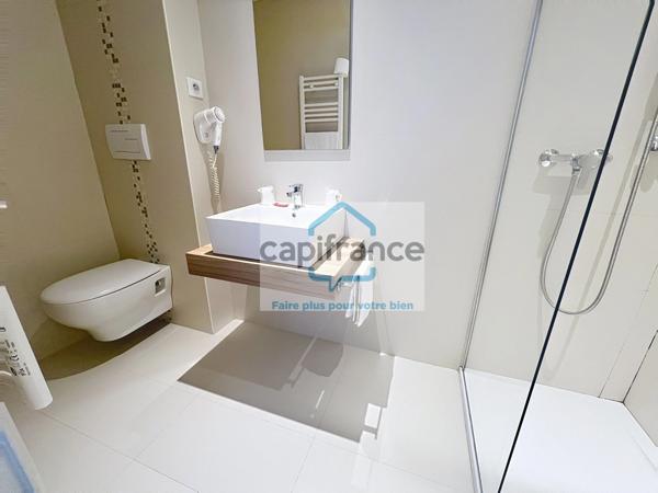 Dpt Savoie (73), à vendre MODANE - MURS et FONDS de COMMERCE Hôtel 18 chambres + 1 appartement de fonction + combles aménageables