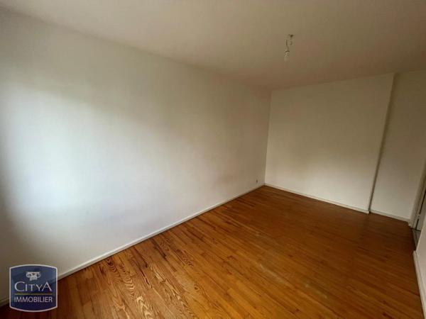 Appartement à louer 5 pièces 82m²