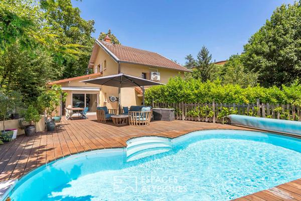 Maison 1930 avec jardin et piscine