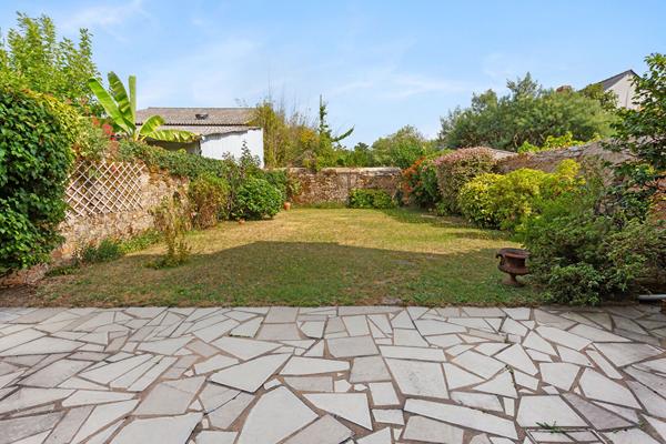 Maison NANTES CHANTENAY- 8 pièces-5 Chambres-Jardin-Cave,