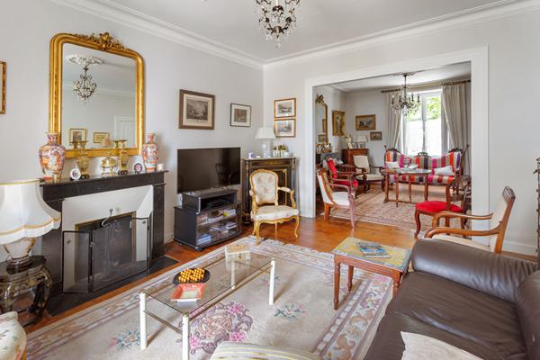 Maison NANTES CHANTENAY- 8 pièces-5 Chambres-Jardin-Cave,