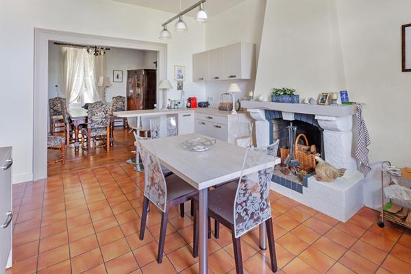 Maison NANTES CHANTENAY- 8 pièces-5 Chambres-Jardin-Cave,