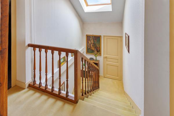 Maison NANTES CHANTENAY- 8 pièces-5 Chambres-Jardin-Cave,