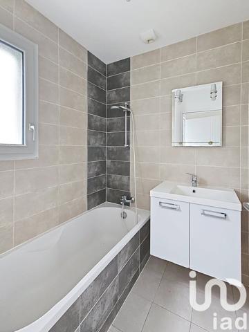 Maison à vendre 4 pièces 92 m² Sainte-Luce-sur-Loire