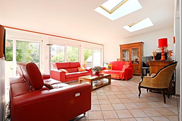 Maison de 136,21m²-Nanterre proche centre €846 450 ** - Référence 15352