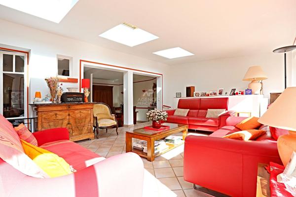 Maison de 136,21m²-Nanterre proche centre €846 450 ** - Référence 15352