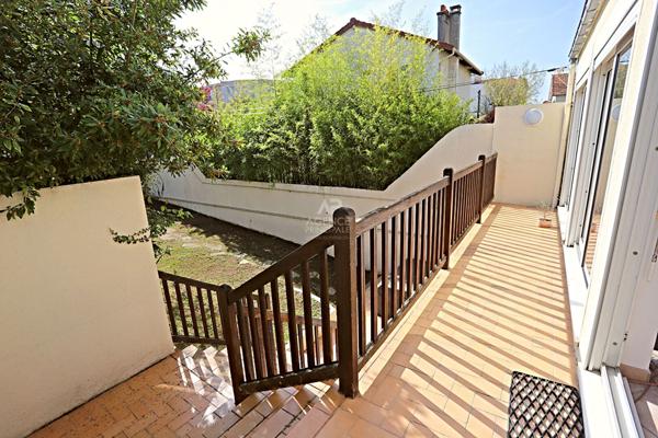 Maison de 136,21m²-Nanterre proche centre €846 450 ** - Référence 15352