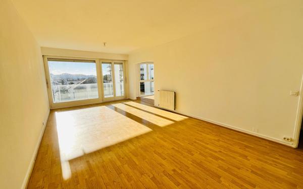 Appartement à vendre    4 pièces • 107,12 m2 Royan