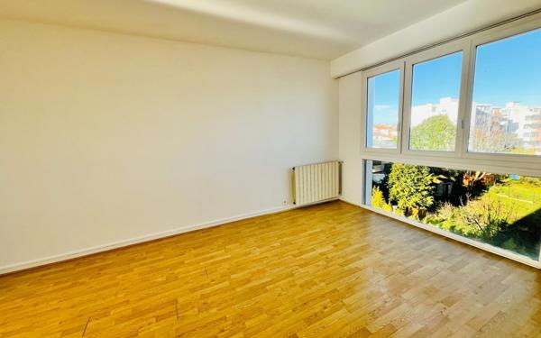 Appartement à vendre    4 pièces • 107,12 m2 Royan