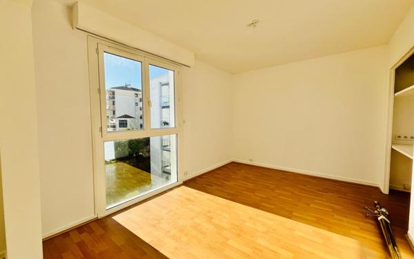 Appartement à vendre    4 pièces • 107,12 m2 Royan