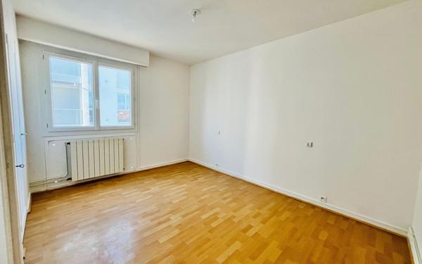 Appartement à vendre    4 pièces • 107,12 m2 Royan