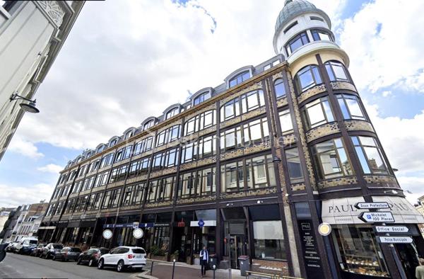 Local commercial de 391 m²