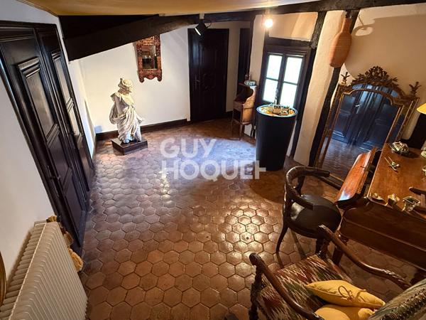 À vendre : Appartement spacieux de 5 pièces au coeur de Chalon-sur-Saône !