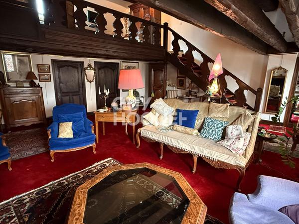 À vendre : Appartement spacieux de 5 pièces au coeur de Chalon-sur-Saône !