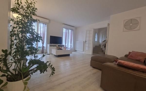 Maison à vendre    5 pièces • 147 m2 Vaires-sur-Marne