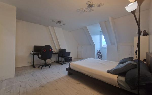 Maison à vendre    5 pièces • 147 m2 Vaires-sur-Marne