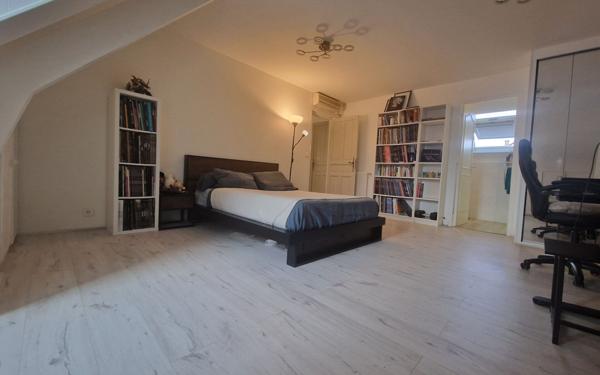 Maison à vendre    5 pièces • 147 m2 Vaires-sur-Marne