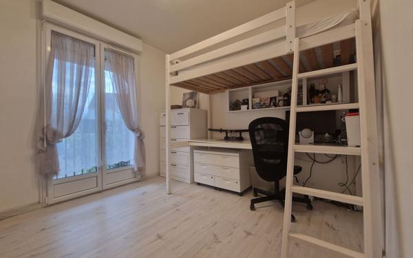 Maison à vendre    5 pièces • 147 m2 Vaires-sur-Marne