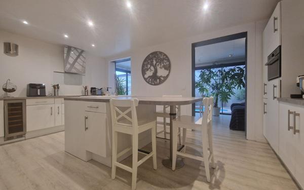 Maison à vendre    5 pièces • 147 m2 Vaires-sur-Marne