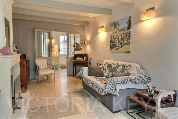 Maison à vendre dans le centre village - Ars en Ré