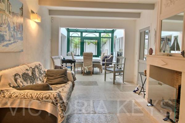 Maison à vendre dans le centre village - Ars en Ré